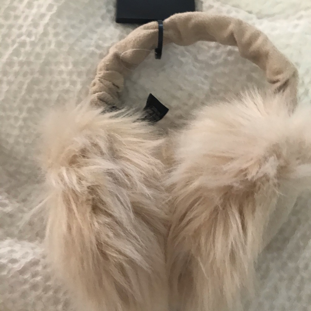 NWOT!  Earmuffs